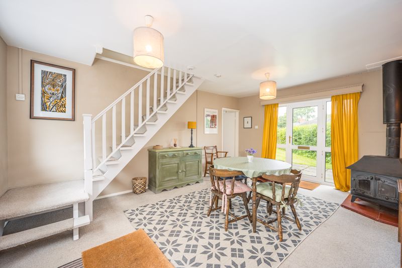 Sitting Room / Dining Room- click for photo gallery